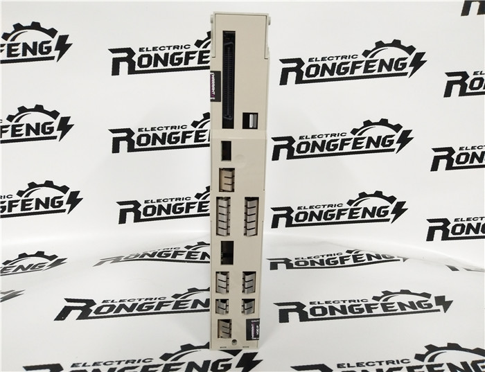 SCHNEIDER TSX07301028 Servo Controller