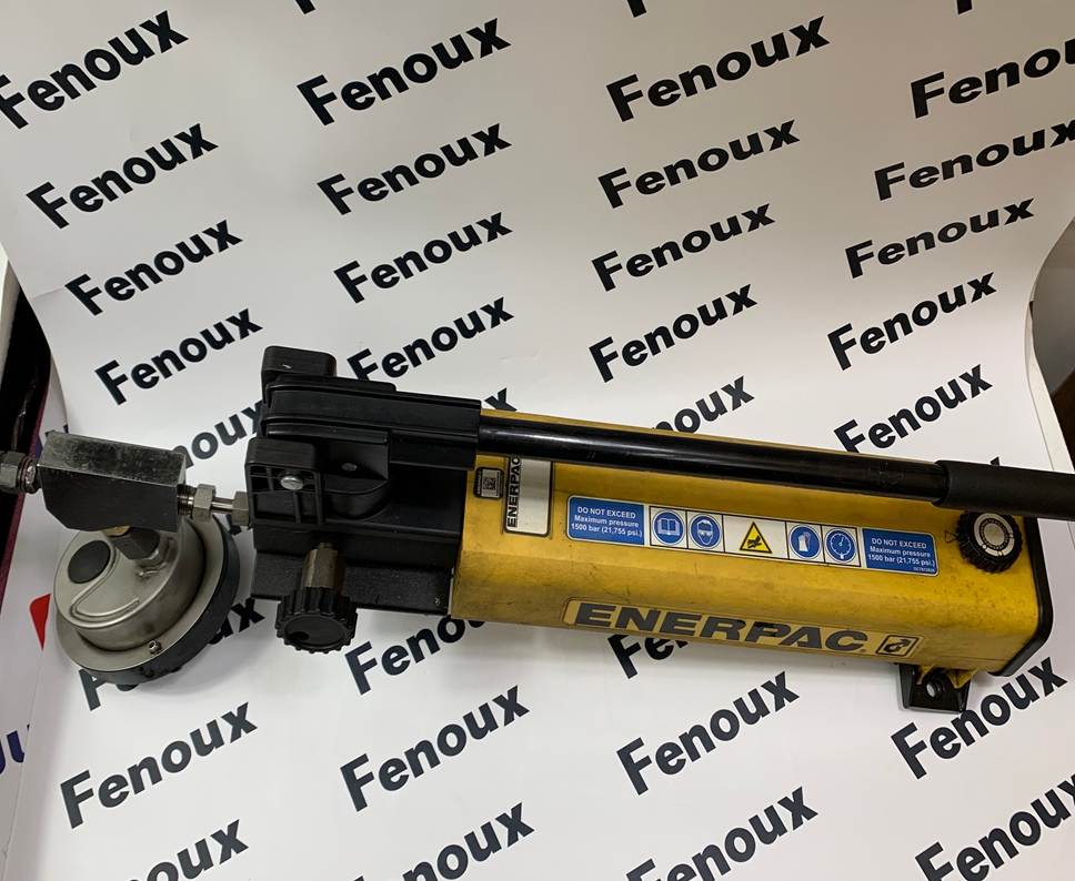 Enerpac HPT1500 Two-stage manual hydraulic pump