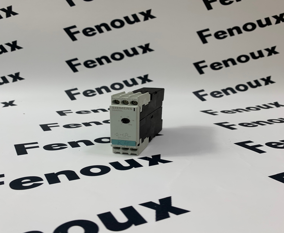 Siemens 3RP1574-1NP30 Electronic time relay
