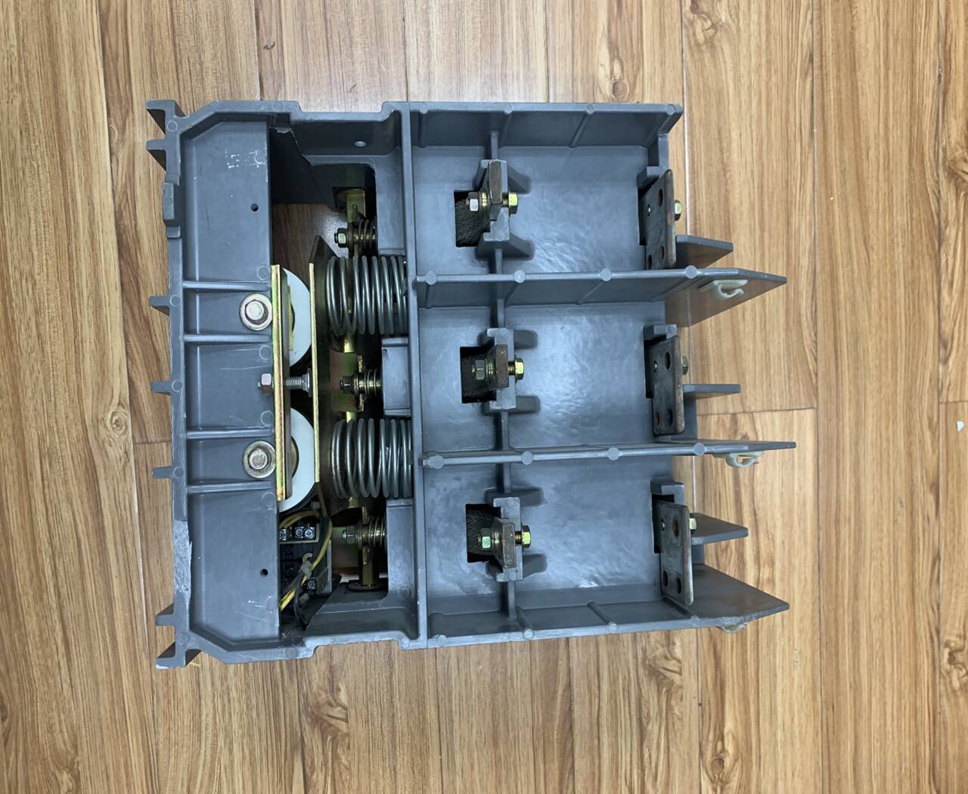 A-B 1502-V4DBDA Output Point I/O Module